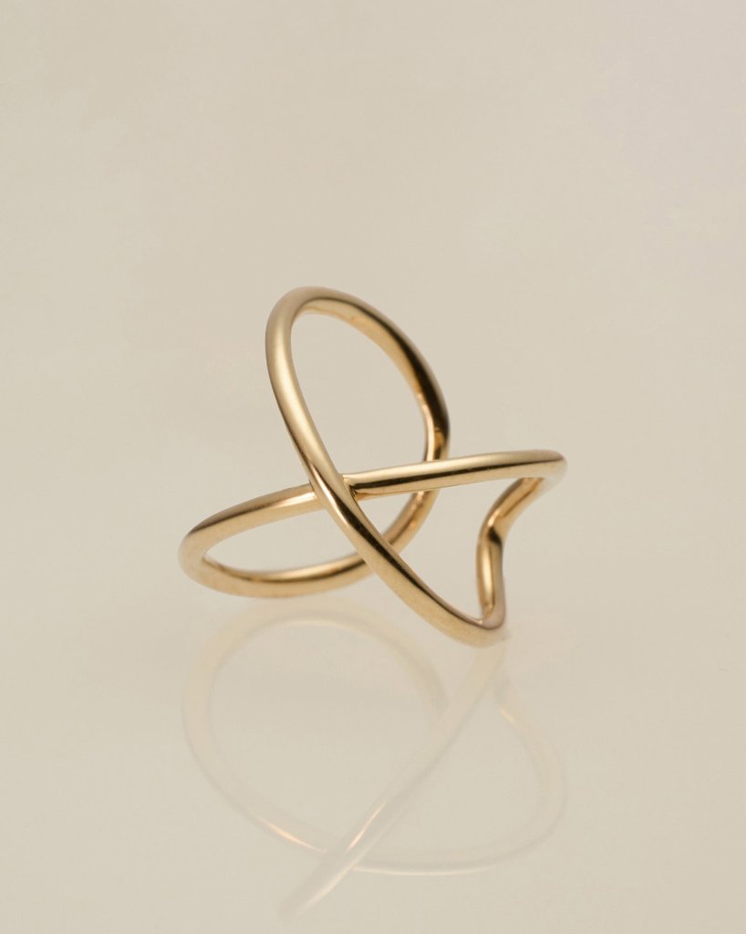 K10 クロス イヤーカフ vg23e0993fの画像