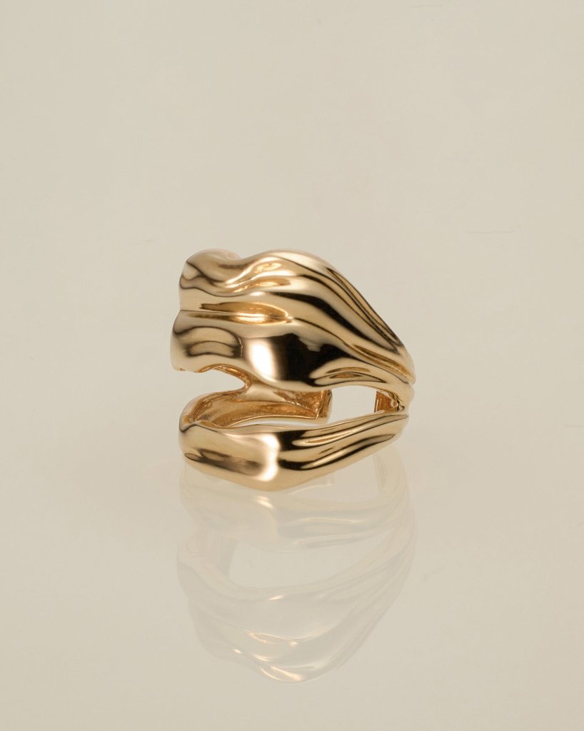 K10 シルキー イヤーカフ vg23e1570fの画像