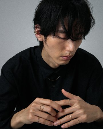 K10 シルキー イヤーカフ vg23e1570fの画像