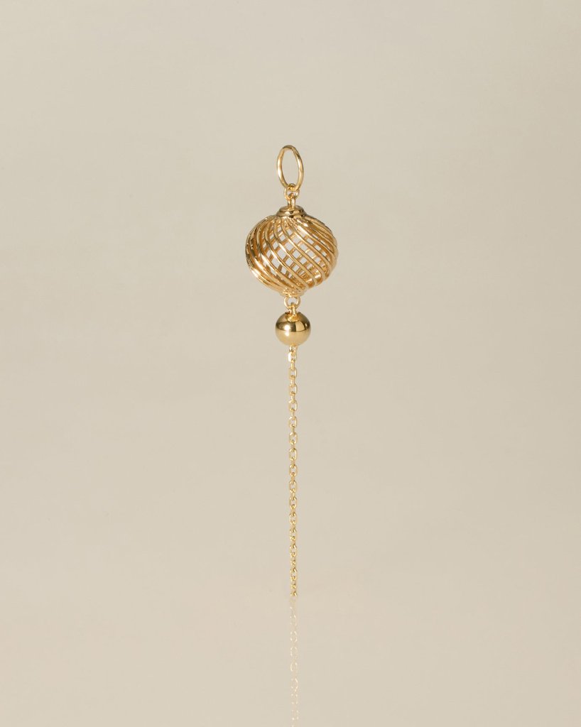 K10 ランタン ドロップチェーン チャーム vz23e2345fの画像