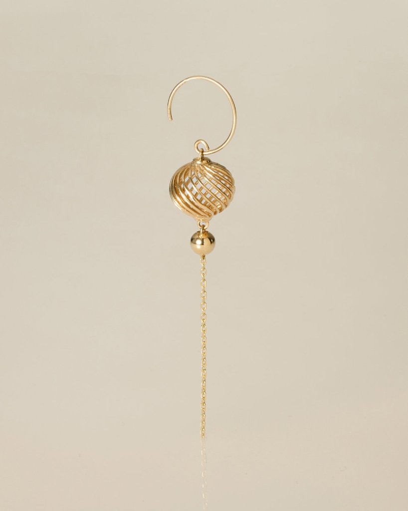 K10 ランタン ドロップチェーンピアス vz23e2346fの画像