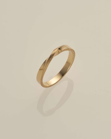 K18 ツイスト リング vg22r4166aの画像