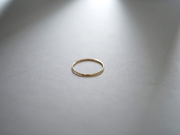 K18 シン リング 0.8mm rpaub9322の画像