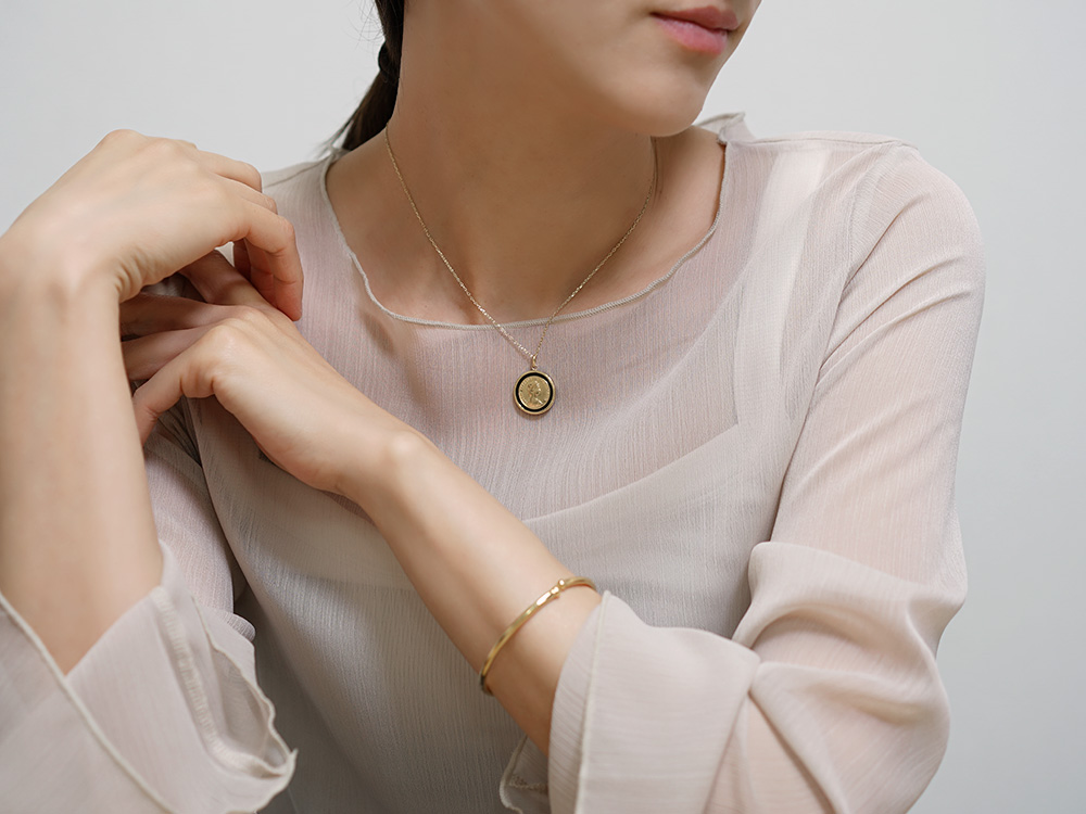 K18 レギーナ オニキス コイン ペンダントトップ 18mm rpayp264921の画像