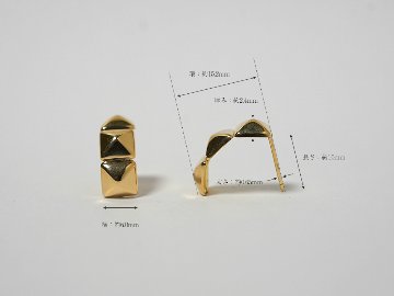 K18 スタッズ カーブ ピアス rpa2304623の画像