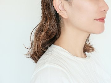 【片耳販売】 K18 ハニカム イヤーカフ rph43711423の画像