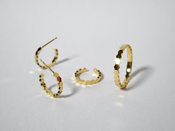 【片耳販売】 K18 ハニカム イヤーカフ rph43711423の画像