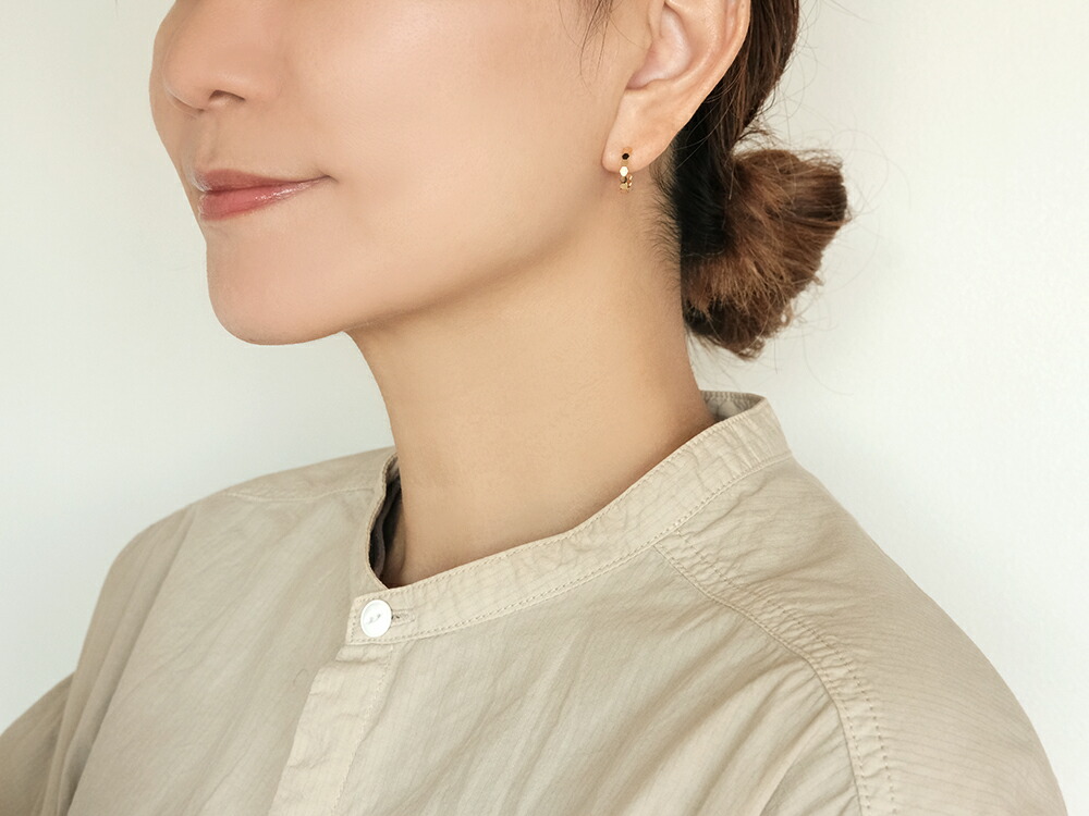 K18 ハニカム ピアス rph43711323の画像