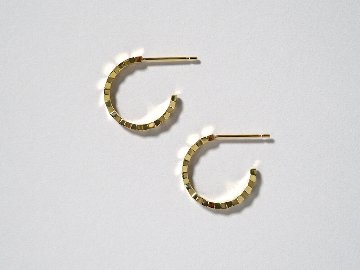 K18 ハニカム ピアス rph43711323の画像