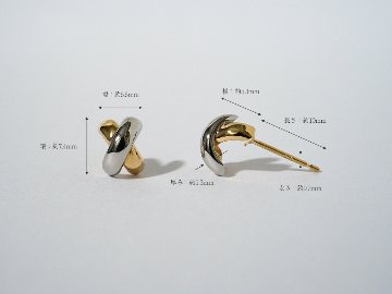 K18/Pt クロッシング コンビ ピアス rph43701923の画像