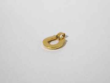 K18 ホースシュー ペンダントトップ