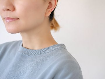 【片耳販売】 K18 フロー イヤーカフ rph55572923の画像