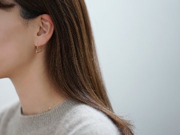 K18 トライアングル フープピアス rpaub2223の画像