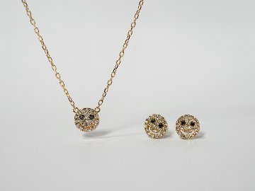 K18 mini スマイル パヴェ ダイヤモンド ピアス rph43681423の画像