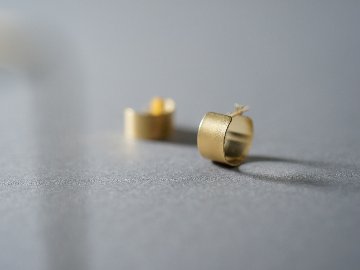 K18 オビ フープピアス rph43679023の画像
