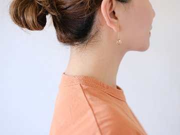 K18/Pt トリニティ ピアス rph43674823の画像