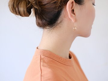 K18/Pt トリニティ ピアス rph43674823の画像