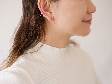 【片耳販売】 K18 nejiri クリップ イヤーカフ rph55957723の画像
