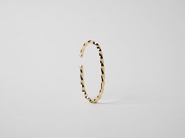 【片耳販売】 K18 nejiri クリップ イヤーカフ rph55957723の画像