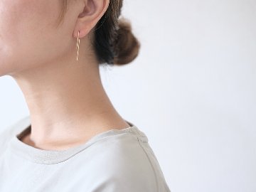 K18 カラビナ ピアス rpaub4223の画像