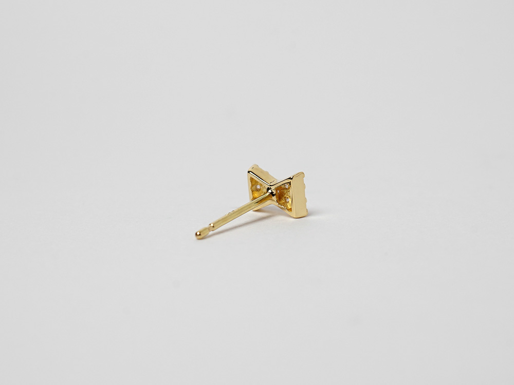 【片耳販売】 K18 リボンタイ ダイヤモンド ピアス rph46187723の画像