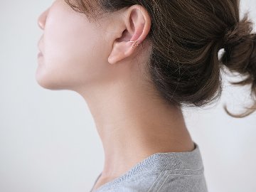 【片耳販売】 K18 Z イヤーカフ rph55955423の画像