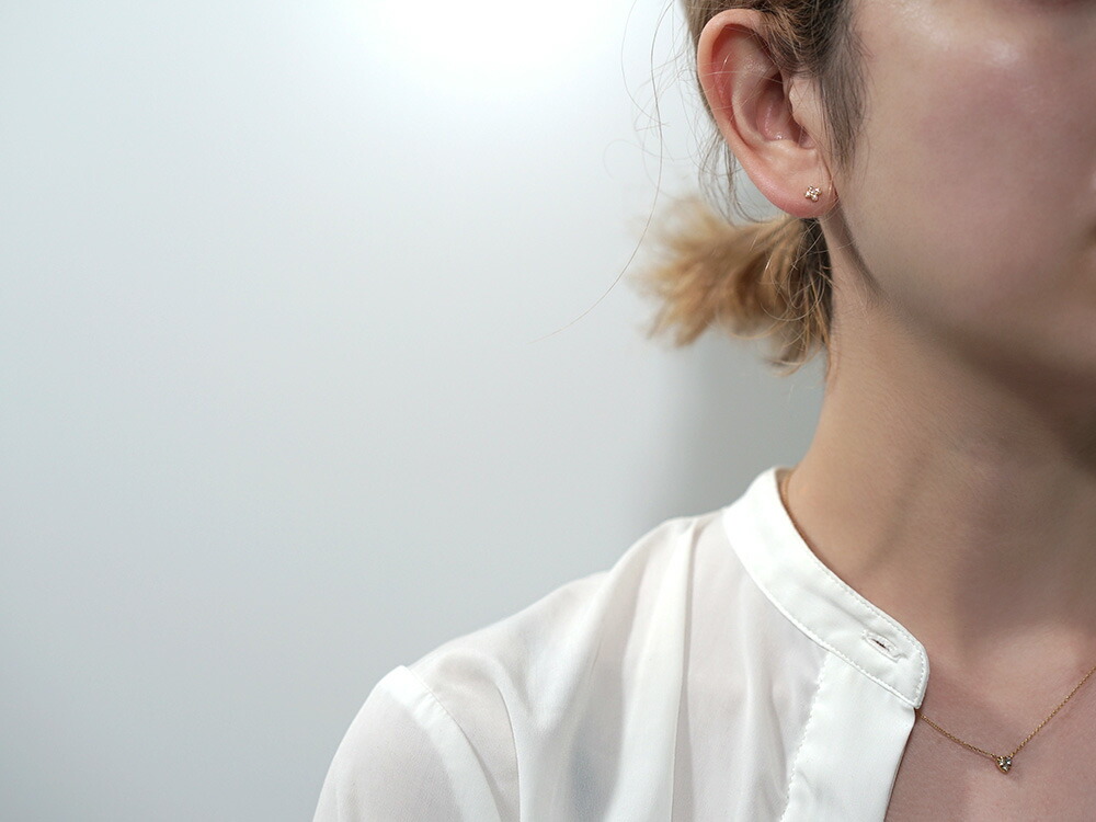 K18 プラスクロス ダイヤモンド ピアス rph48988223の画像