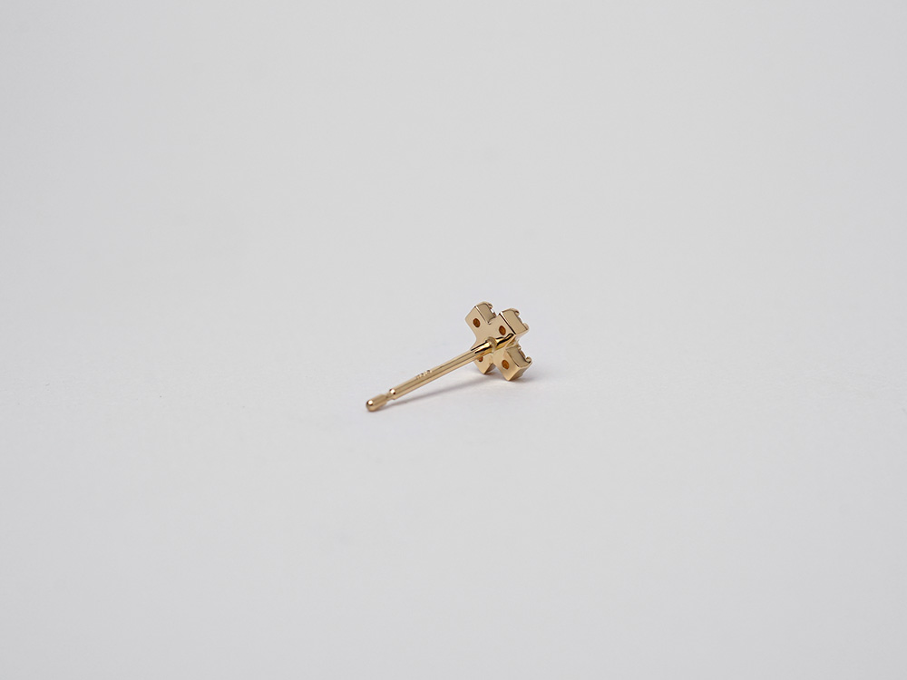 K18 プラスクロス ダイヤモンド ピアス rph48988223の画像