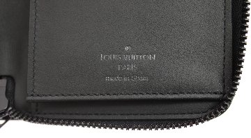 Louis Vuitton　トリヨンレザー　ジッピーウォレット　CA4176の画像