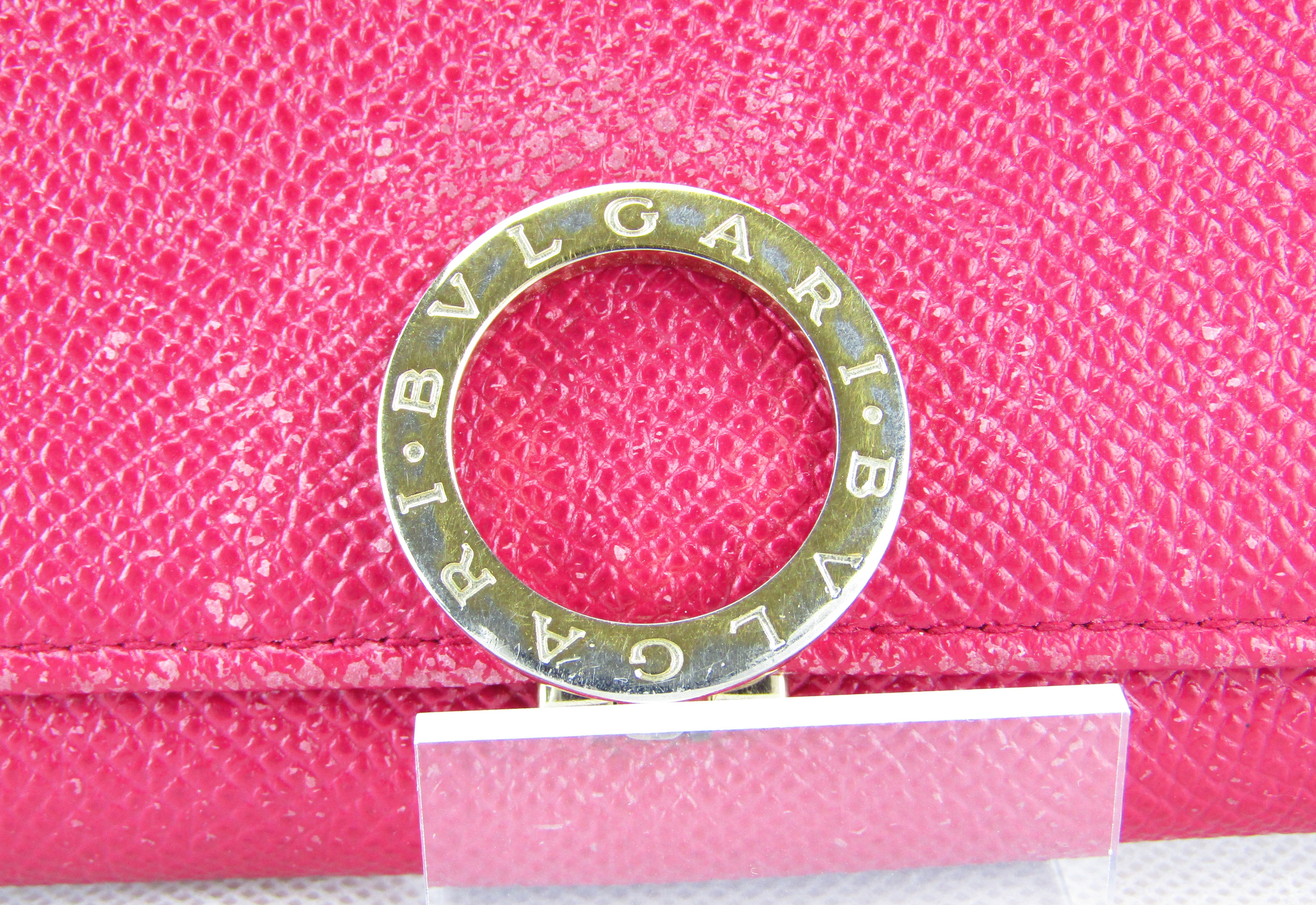 BVLGARI　ジップ長財布の画像