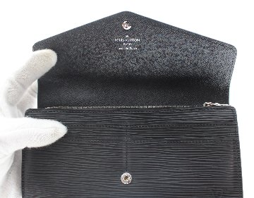 Louis Vuitton　ポルトフォイユサラの画像