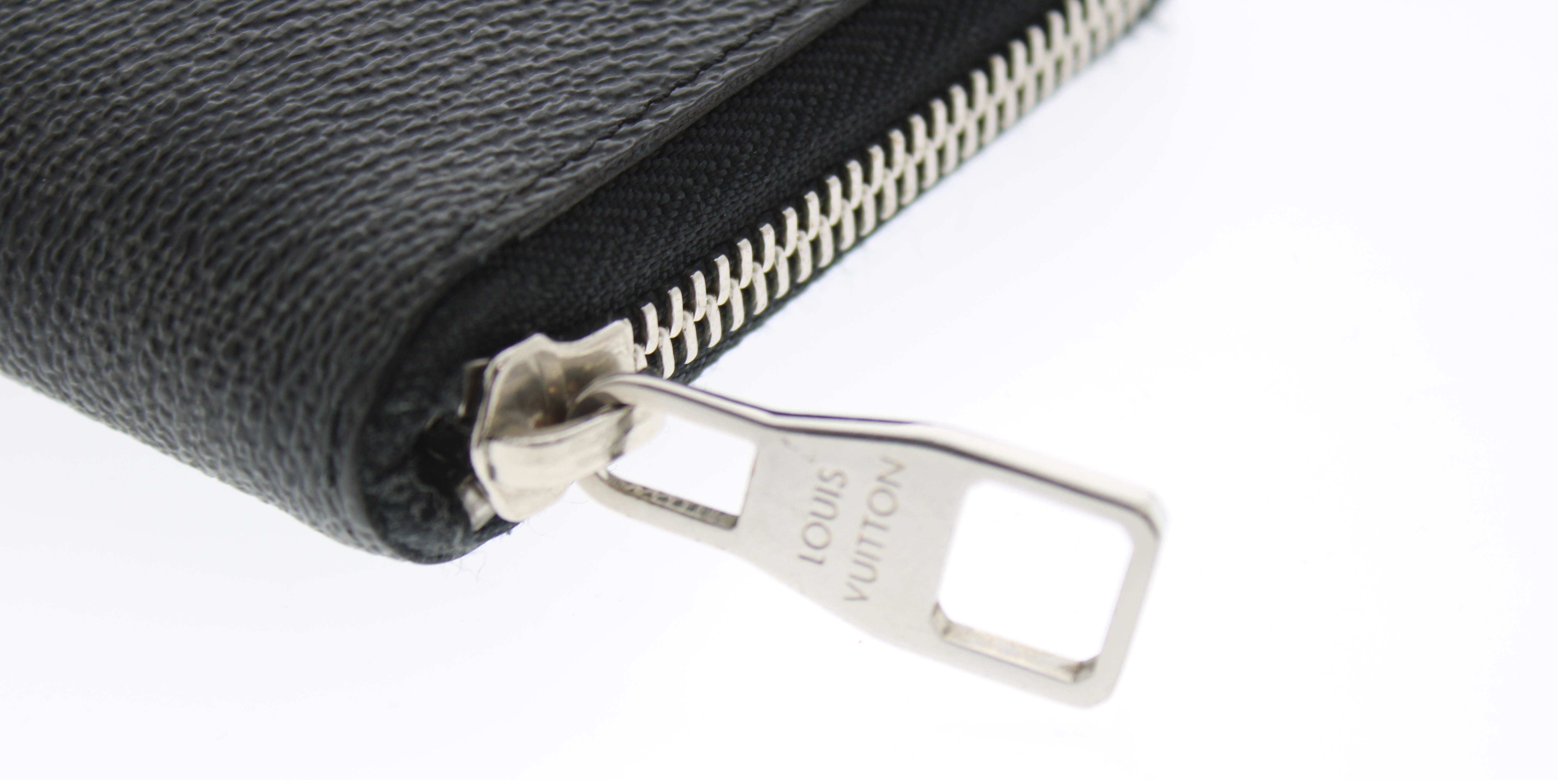 Louis Vuitton　ジッピーウォレット・ヴェルティカル　CA1192の画像