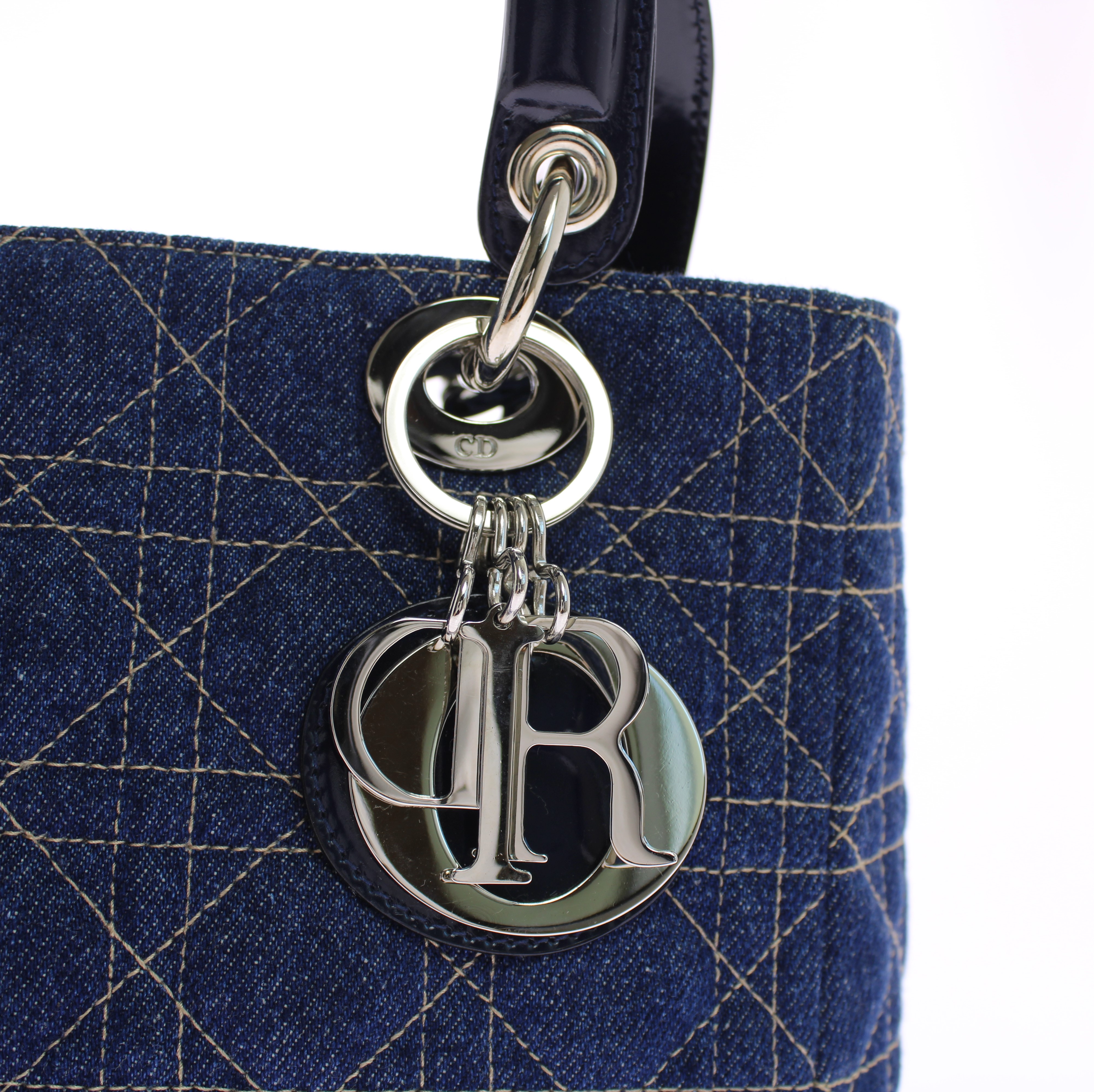 Christian　Dior　レディディオールの画像