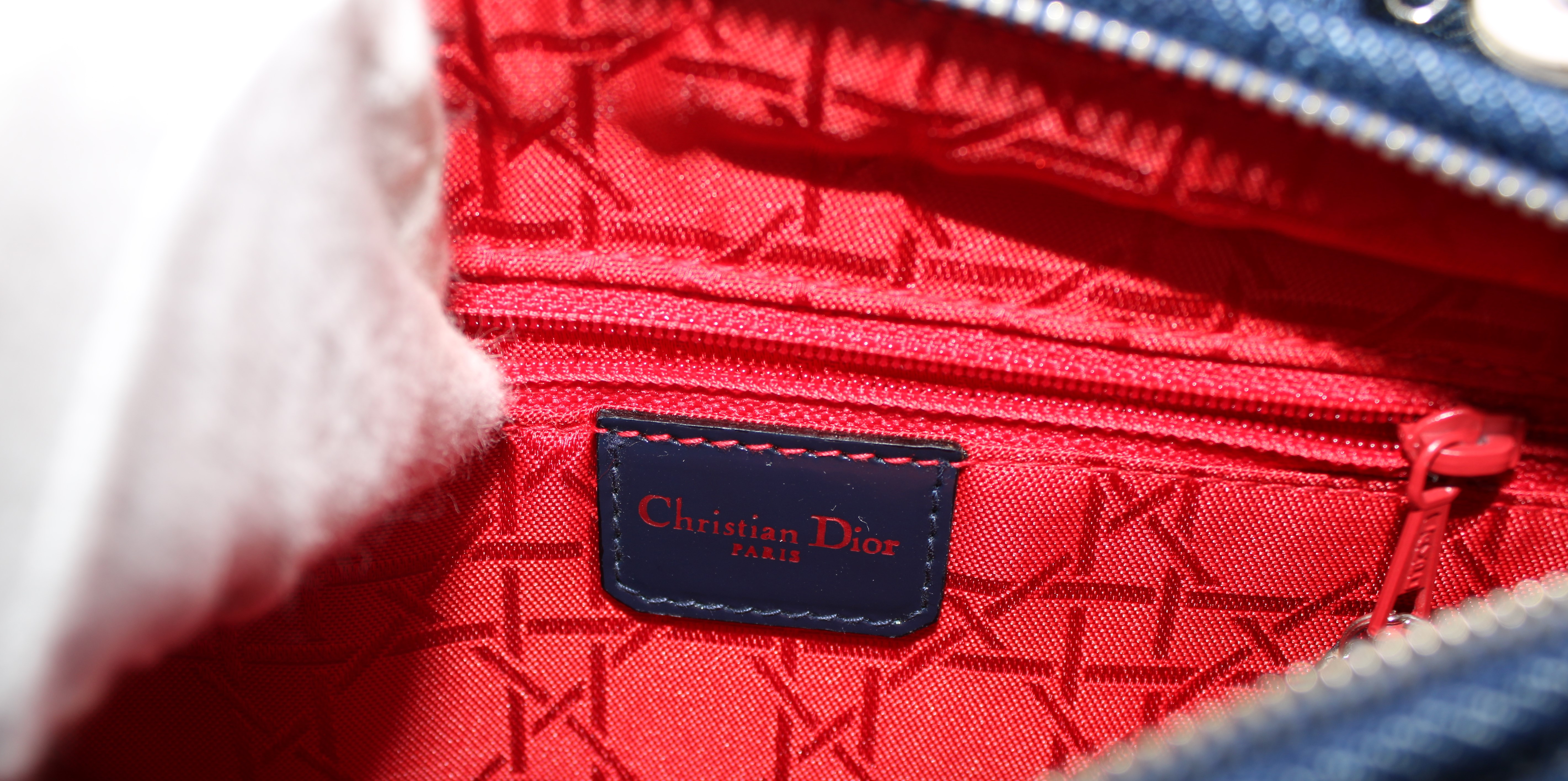 Christian　Dior　レディディオールの画像