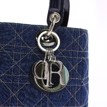 Christian　Dior　レディディオールの画像