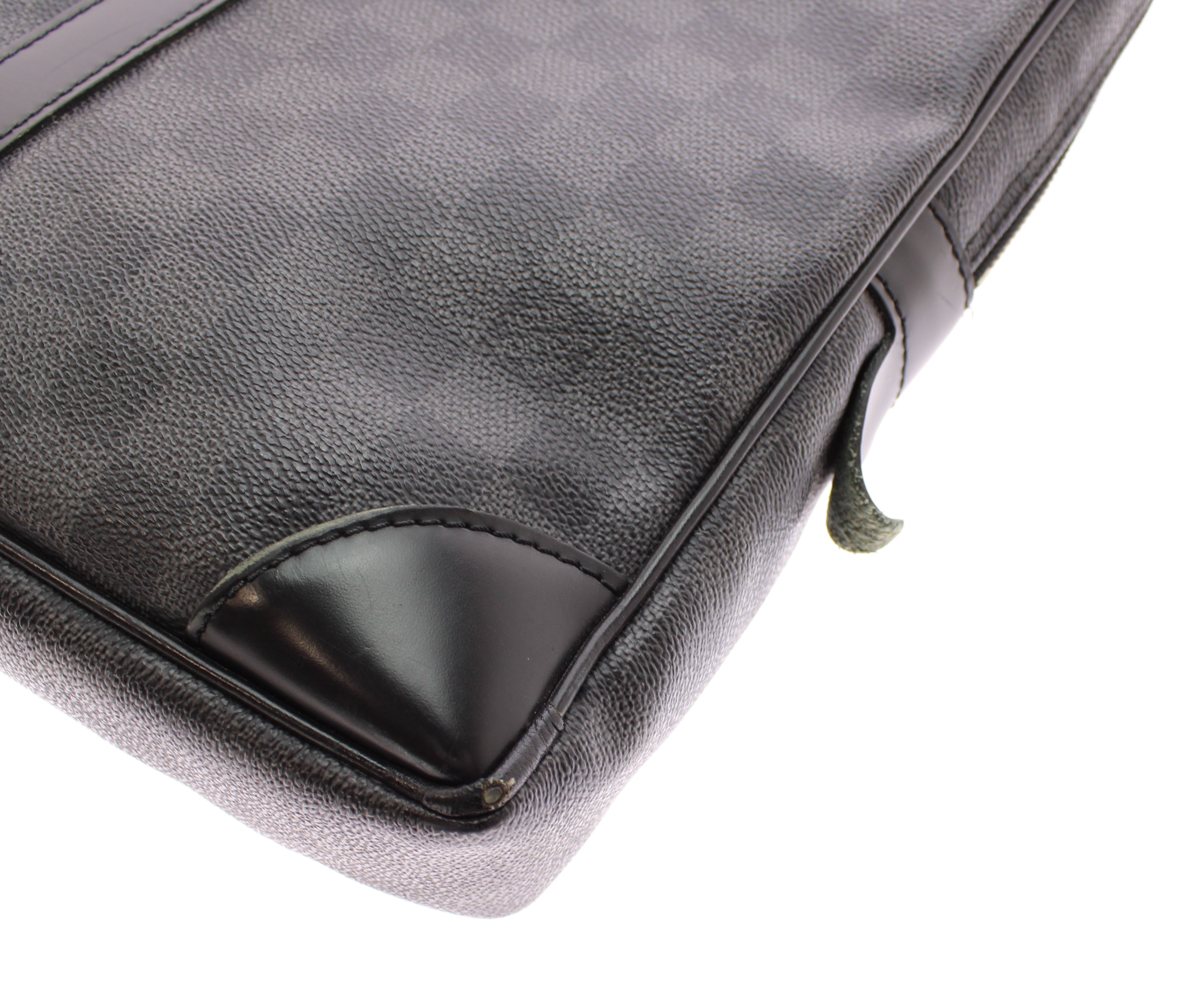 Louis Vuitton　ポルトドキュマンの画像