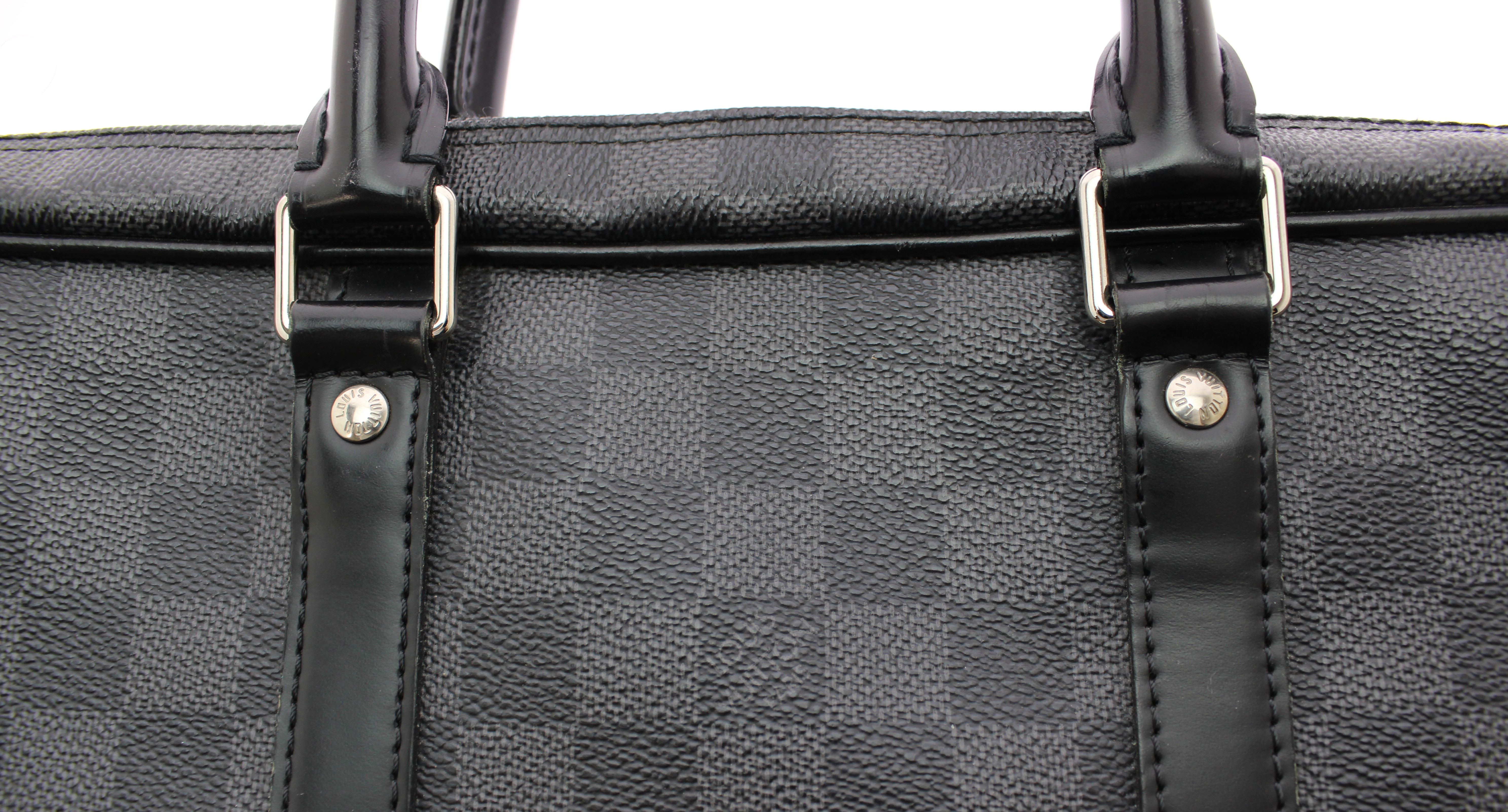 Louis Vuitton　ポルトドキュマンの画像