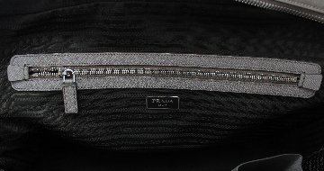 プラダ　ブリーフケースの画像