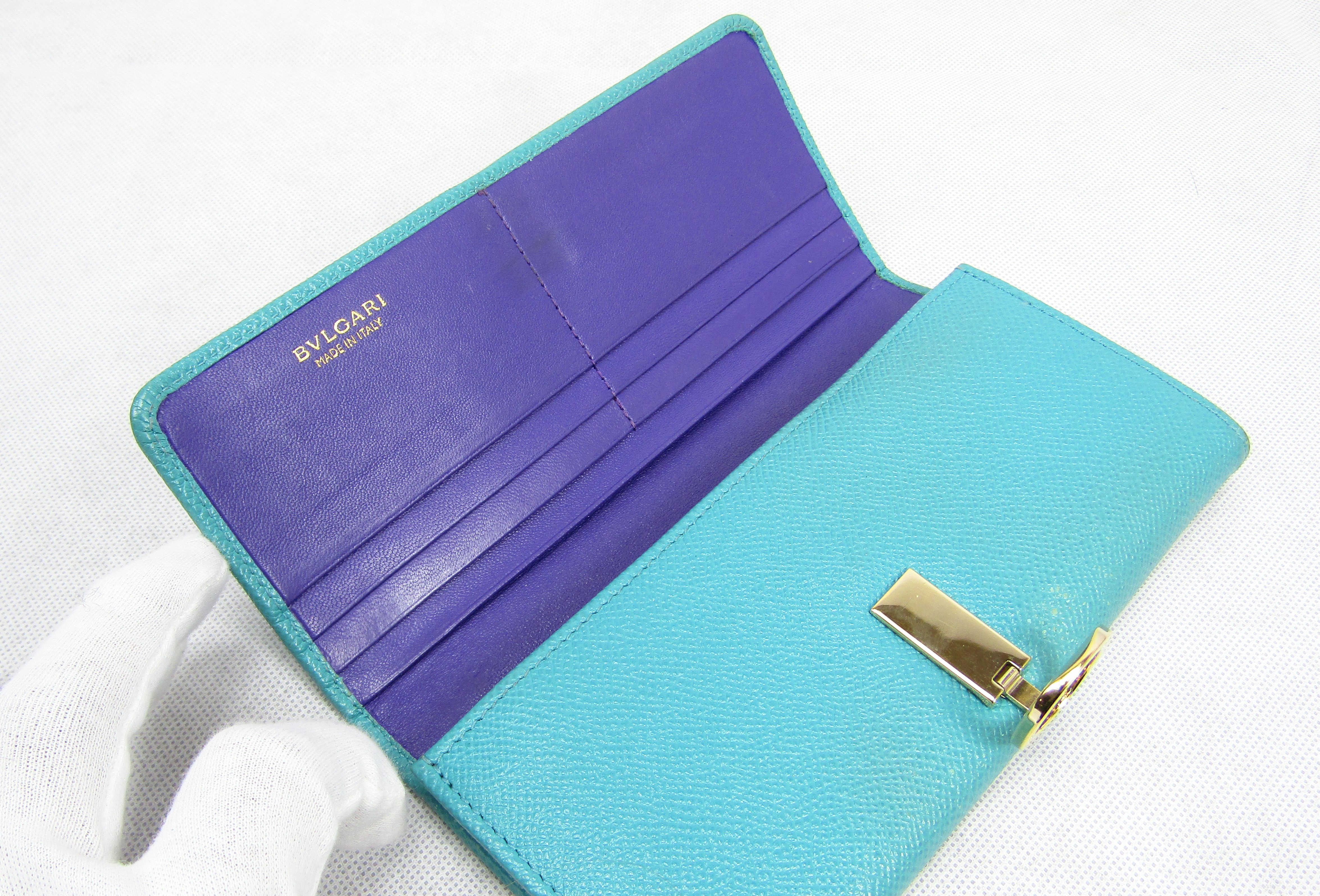 BVLGARI　ジップ長財布の画像