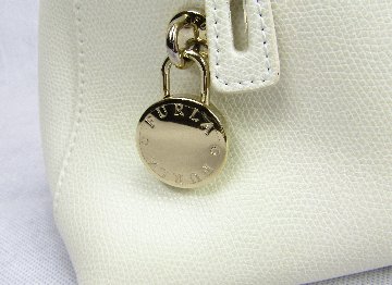 FURLA　バッグの画像