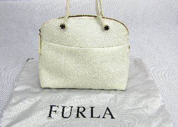 FURLA　バッグの画像
