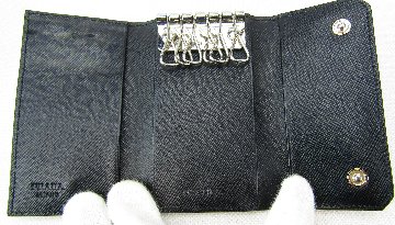 PRADA　キーケースの画像