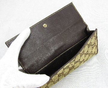 GUCCI　Wホック長財布の画像