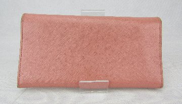 Salvatore　Ferragamo　ガンチーニ　ジップ長財布の画像