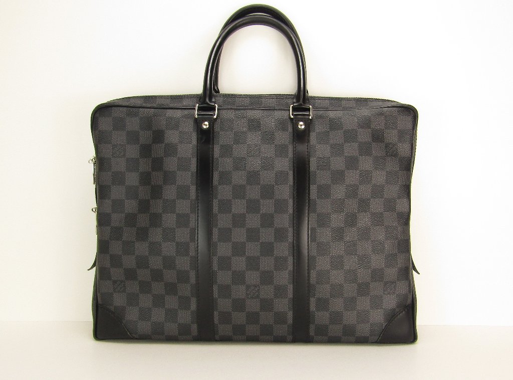 Louis Vuitton　ポルトドキュマン・ヴォワヤージュ　TR1113の画像