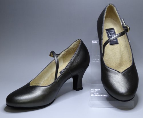 Roseris《アミリス》斜めベルト付　22cm・グレーブラック【柔らか山羊革】甲がお洒落なハートカットの画像