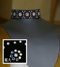 マジックベルト式・丸い花のストーンが可愛く、華やかなチョーカー015ABの画像