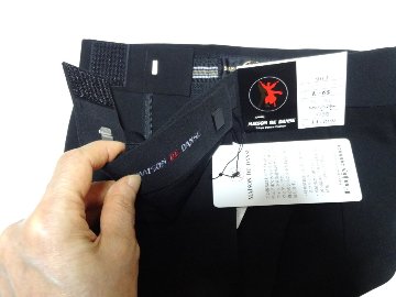 特価：ジュニア社交ダンスパンツ・男子【ボーイズ・パンツ】ラテン・スタンダード兼用・アジャスター付き黒　ジュブナイル（SとLサイズ）の画像