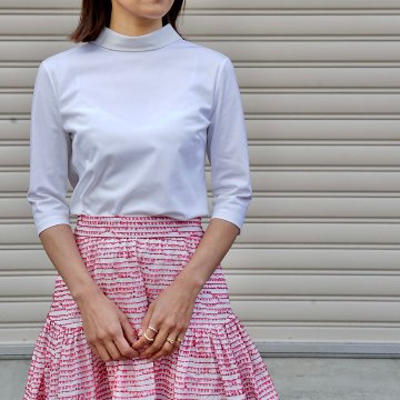 Monica white画像