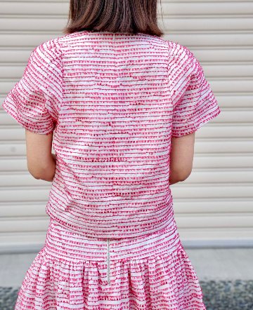 Karen fringe border white/pink画像